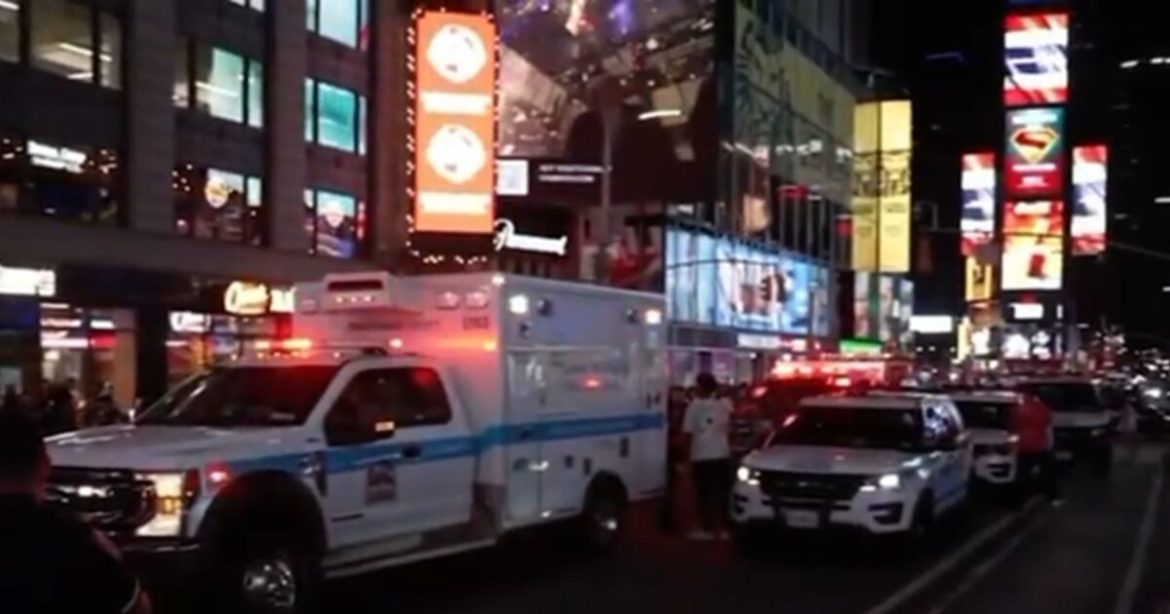 Chaos in NYC: 17-Year-Old Suspect Arrested After Multiple People Shot in Times Square (VIDEO)
