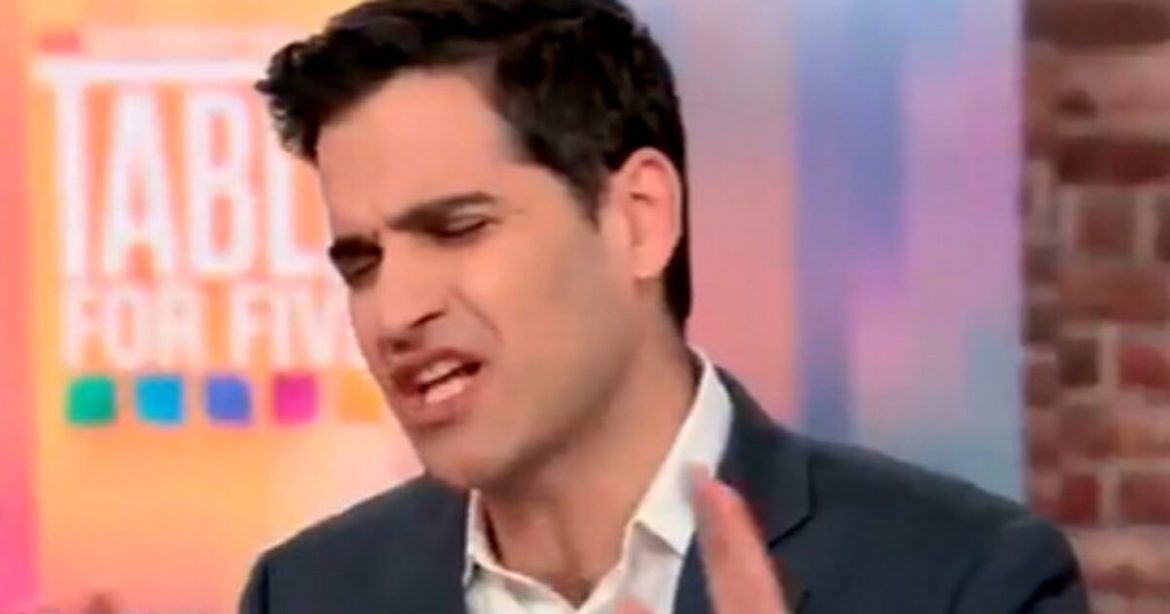 CNN’s Harry Enten Calls BS on Kamala Harris Claims She Suddenly Wants to Work Outside the System: ‘Oh Please!’ (VIDEO)